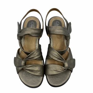 Clarks Artisan Saylie Moon Strap Sandals Size 5.5